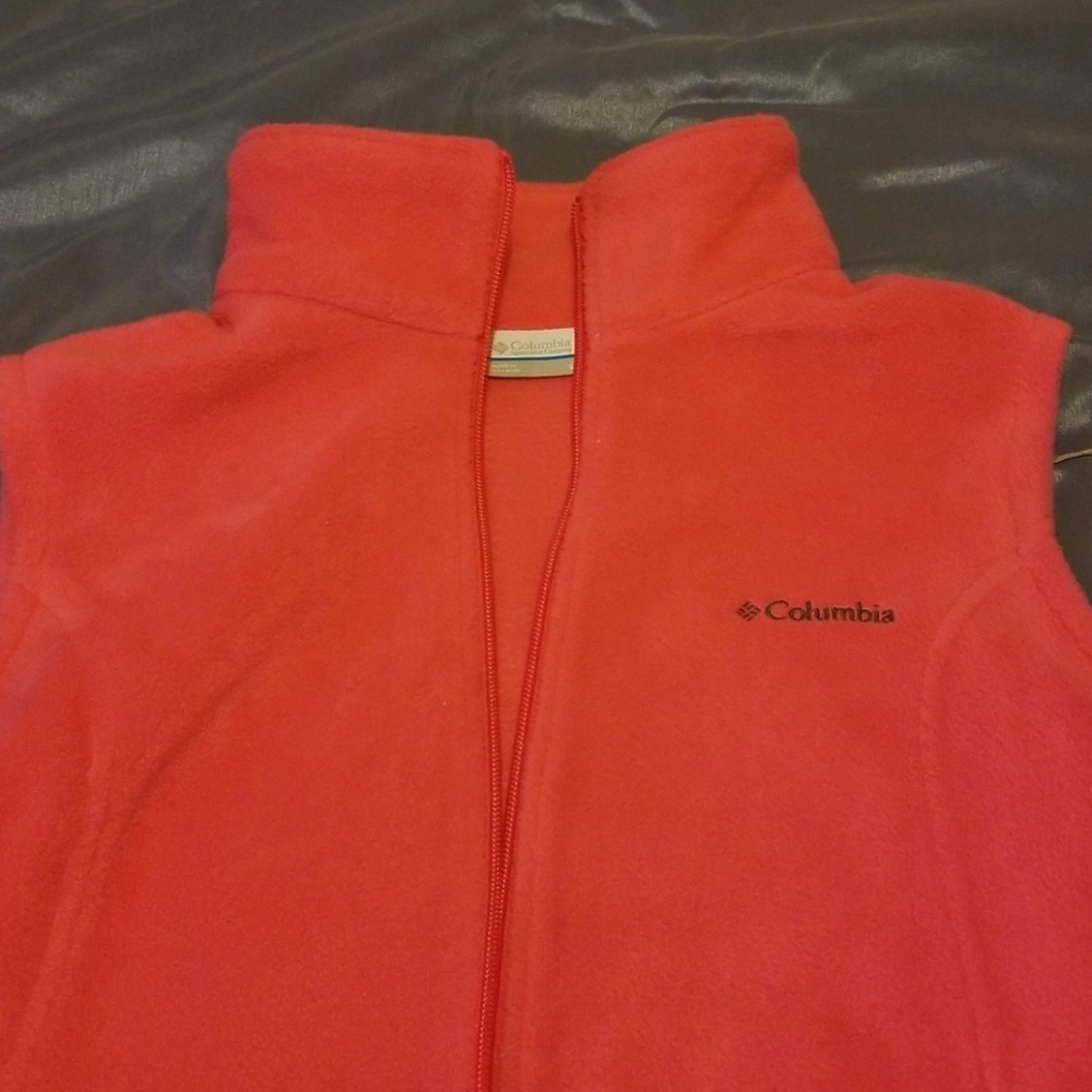 Columbia vest